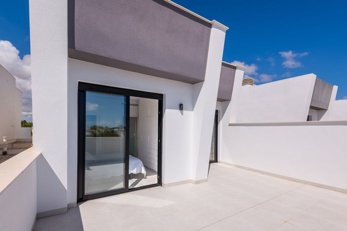 Image No.36-4 Bed Villa for sale