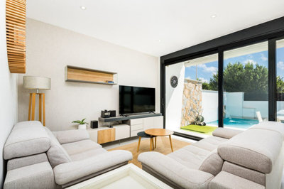 1447-688127-78d1f4f8b6655591b02d22fabb36a692d