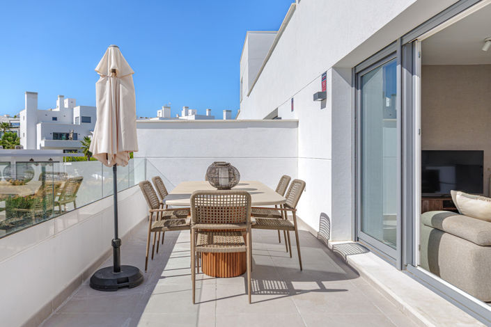 Image No.2-Appartement de 2 chambres à vendre à Estepona