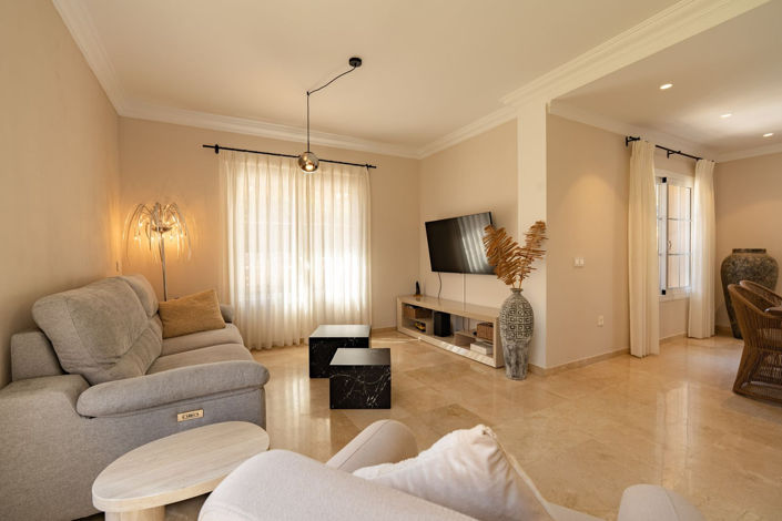 Image No.17-4 Bed Villa for sale