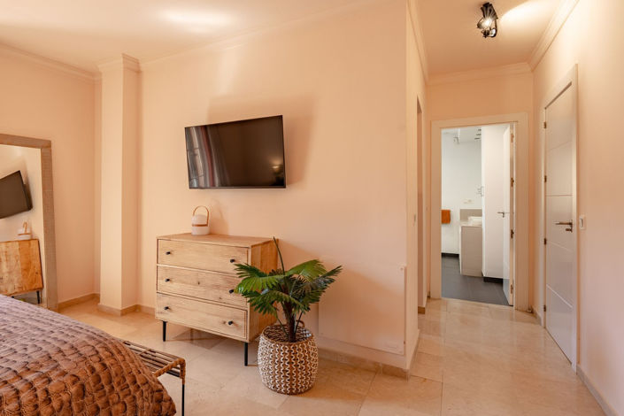 Image No.47-4 Bed Villa for sale