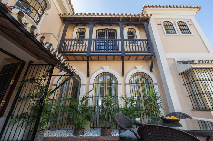 Image No.10-4 Bed Villa for sale
