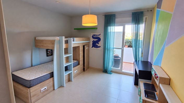 Image No.33-2 Bed Apartment for sale