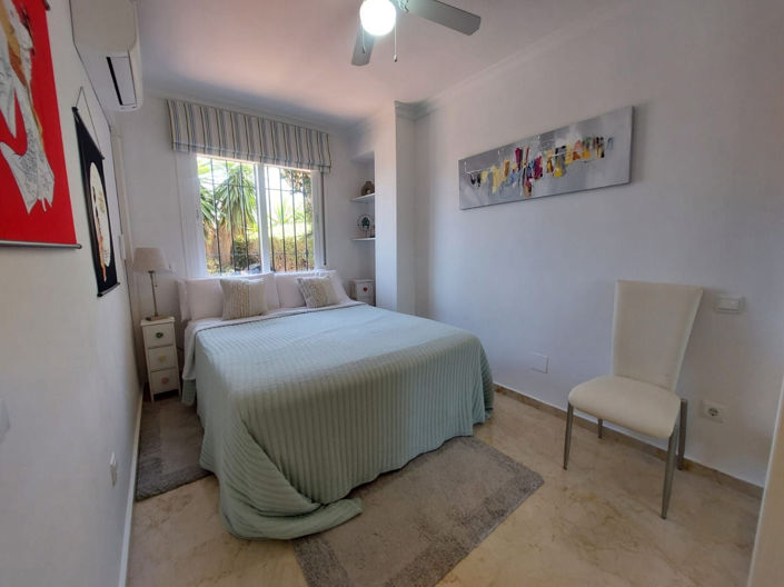 Image No.13-3 Bed Townhouse for sale