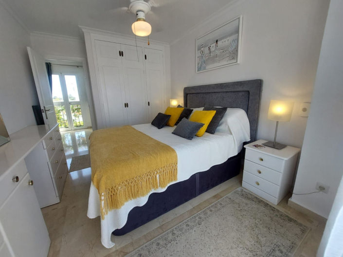 Image No.17-3 Bed Townhouse for sale