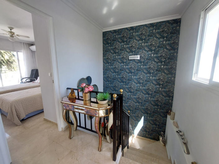 Image No.25-3 Bed Townhouse for sale