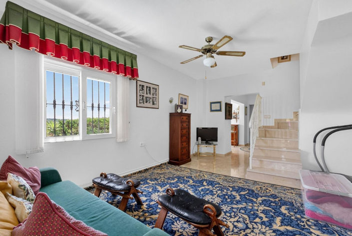 Image No.21-5 Bed Villa for sale