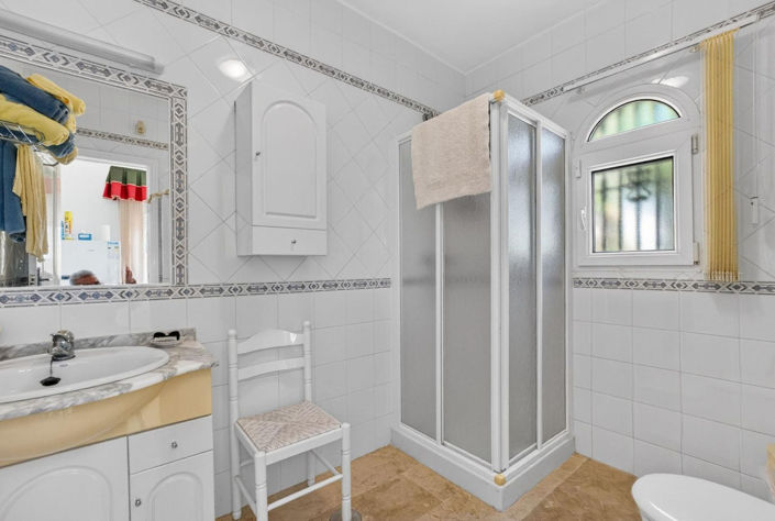 Image No.24-5 Bed Villa for sale