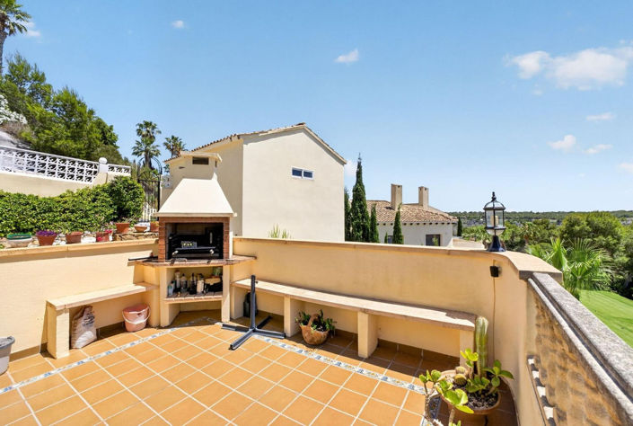 Image No.36-5 Bed Villa for sale