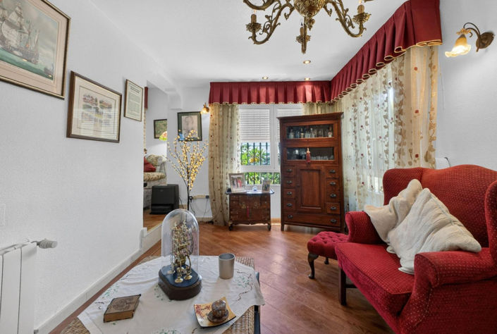 Image No.8-5 Bed Villa for sale