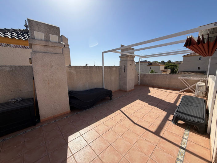 Image No.20-2 Bed Apartment for sale