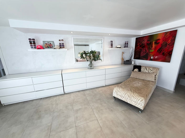 Image No.22-3 Bed Villa for sale