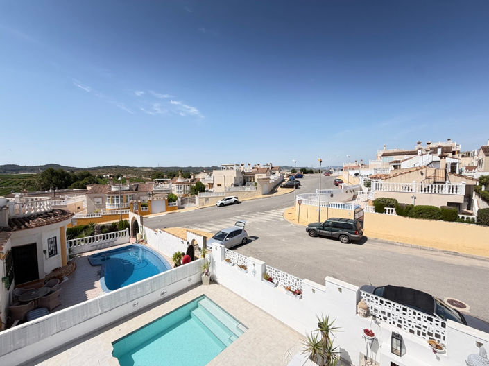 Image No.28-3 Bed Villa for sale