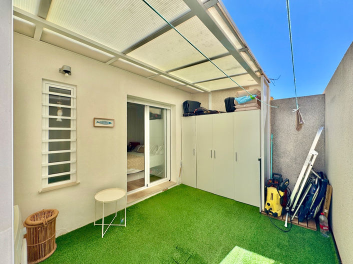Image No.15-3 Bed Property for sale