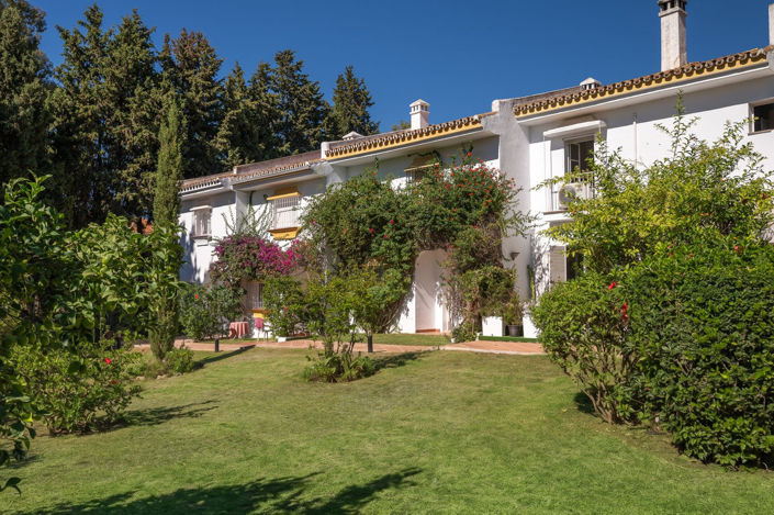 Image No.2-2 Bed Townhouse for sale