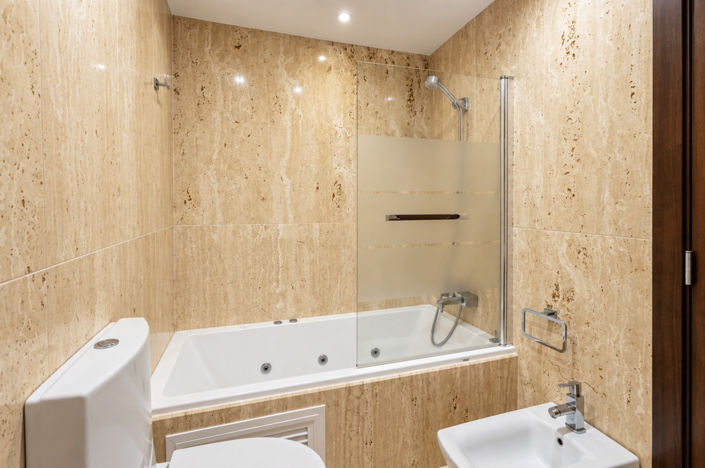 Image No.21-2 Bed Apartment for sale