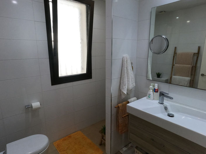 Image No.14-2 Bed Apartment for sale