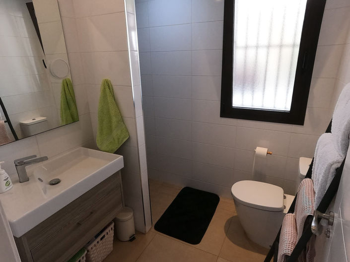 Image No.17-2 Bed Apartment for sale