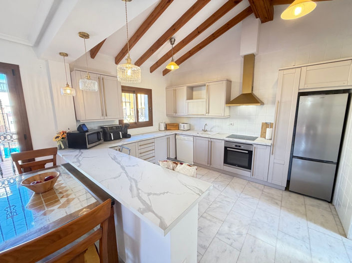 Image No.6-4 Bed Villa for sale