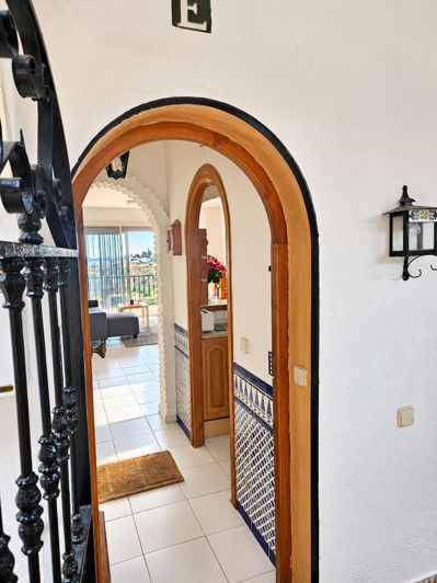 Image No.10-2 Bed Apartment for sale