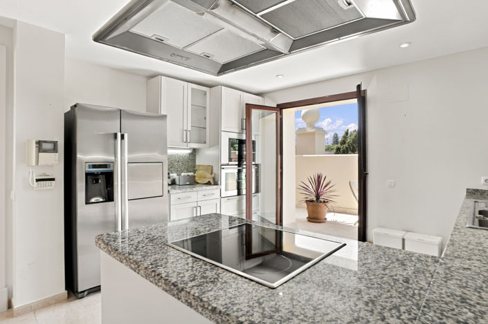 Image No.16-4 Bed Penthouse for sale