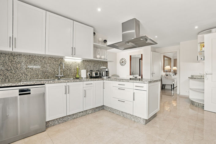 Image No.17-4 Bed Penthouse for sale