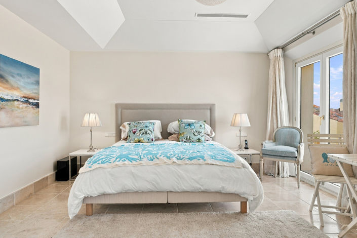 Image No.38-4 Bed Penthouse for sale
