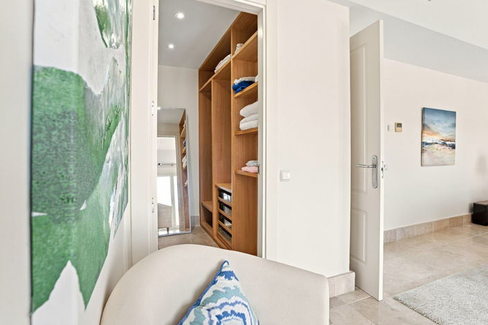 Image No.42-4 Bed Penthouse for sale