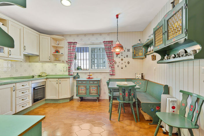 Image No.11-4 Bed Villa for sale