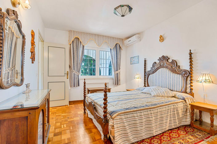 Image No.14-4 Bed Villa for sale