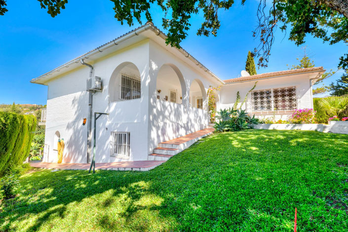 Image No.4-4 Bed Villa for sale