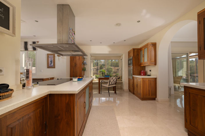 Image No.25-4 Bed Villa for sale