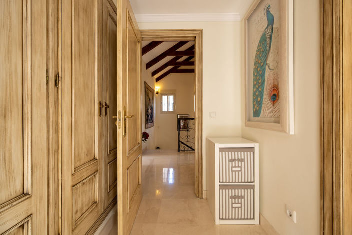 Image No.35-4 Bed Villa for sale