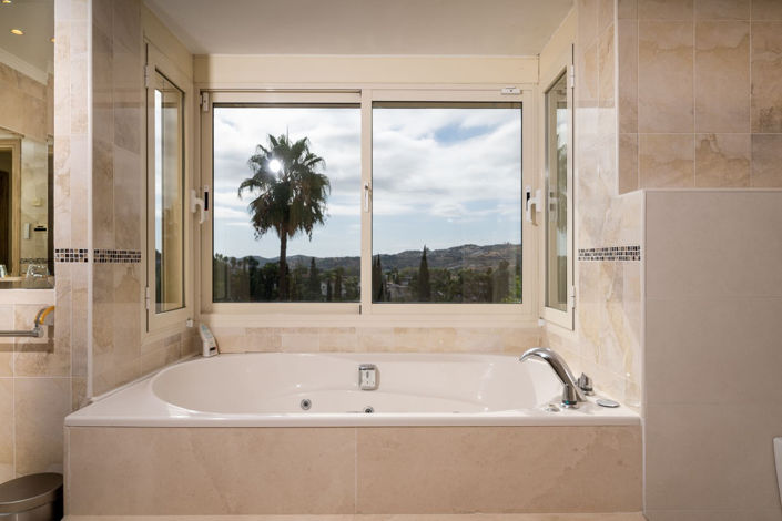 Image No.39-4 Bed Villa for sale