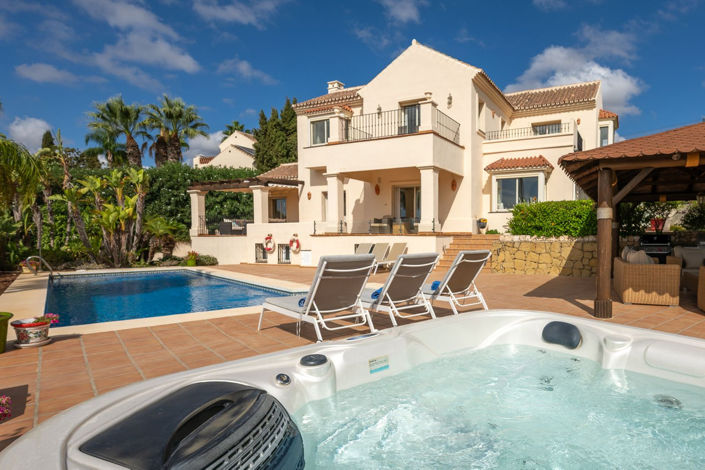 Image No.56-4 Bed Villa for sale