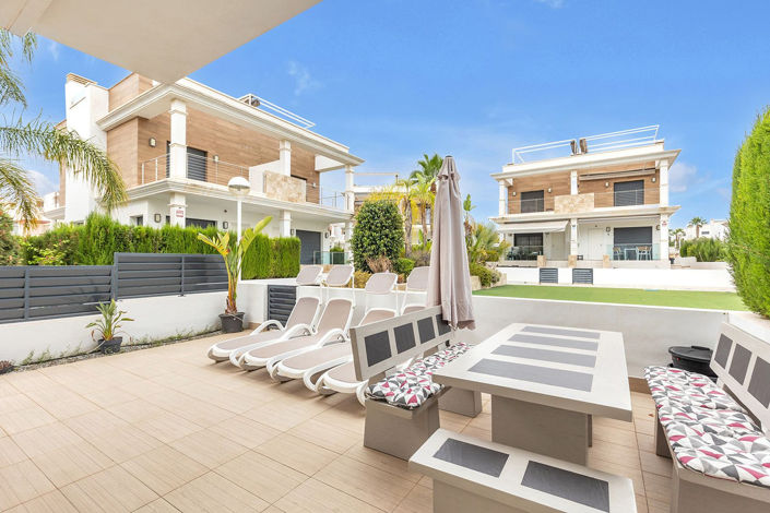 Image No.46-4 Bed Semi-Detached for sale