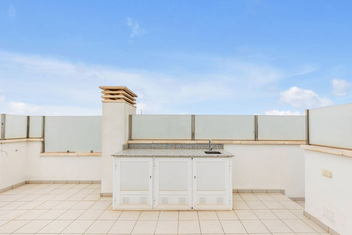 Image No.53-4 Bed Semi-Detached for sale