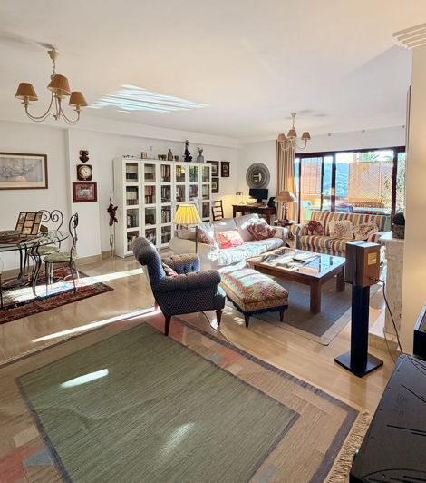 Image No.10-2 Bed Apartment for sale
