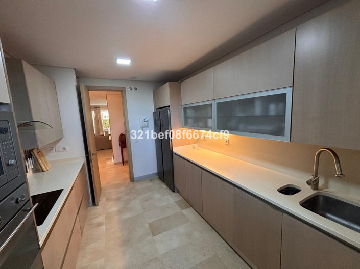 Image No.12-3 Bed Apartment for sale