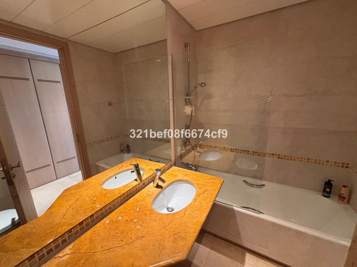 Image No.17-3 Bed Apartment for sale