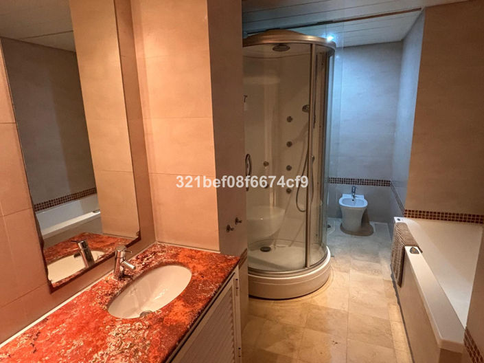 Image No.23-3 Bed Apartment for sale