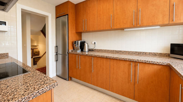 Image No.14-4 Bed Semi-Detached for sale