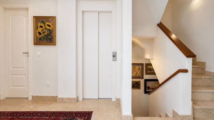 Image No.15-4 Bed Semi-Detached for sale