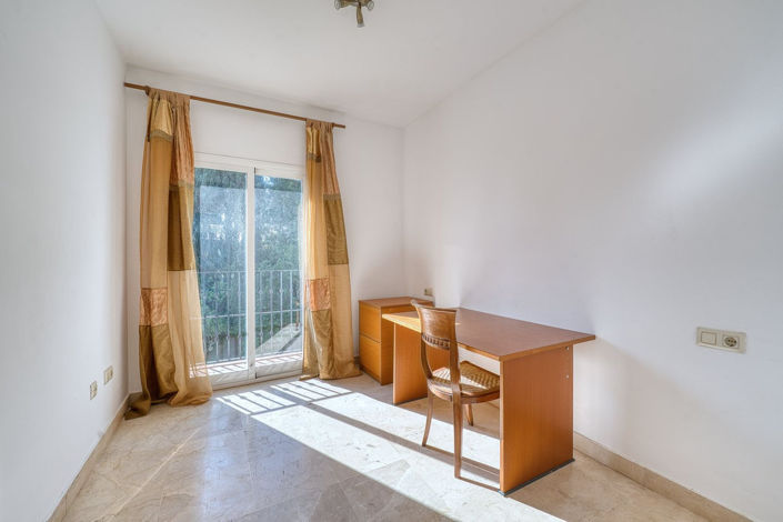 Image No.14-4 Bed Villa for sale