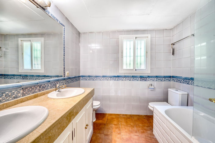 Image No.16-4 Bed Villa for sale
