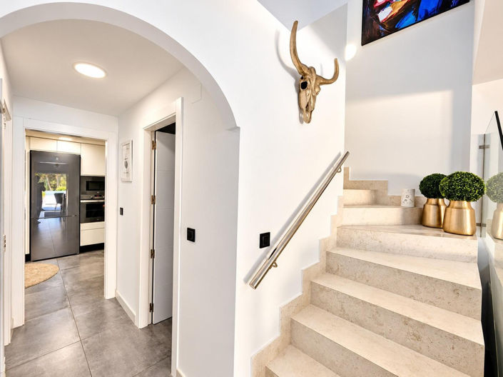 Image No.27-3 Bed Villa for sale