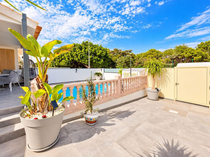Image No.35-3 Bed Villa for sale