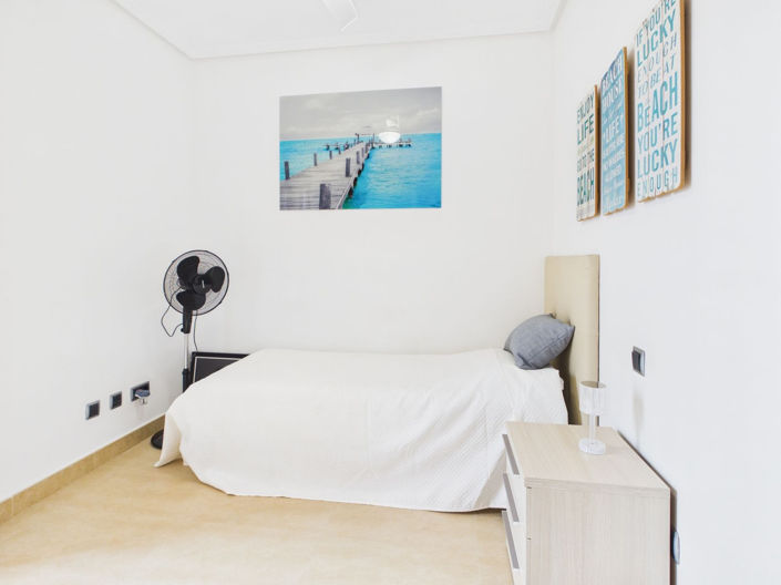 Image No.18-3 Bed Apartment for sale