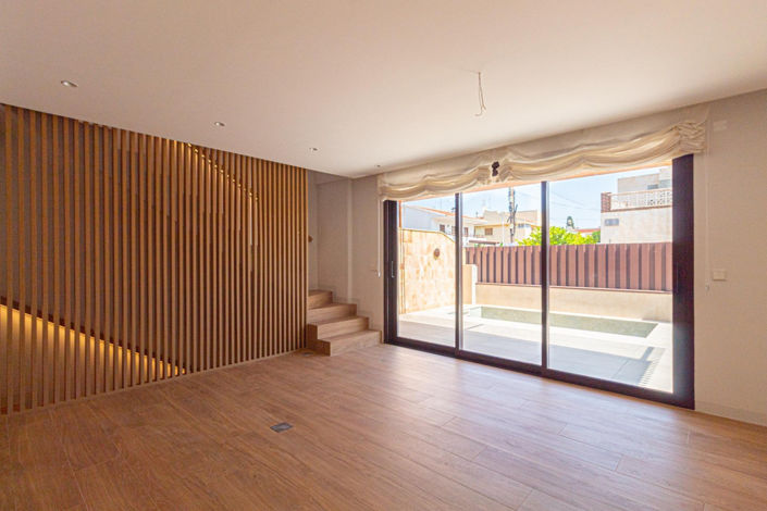 Image No.7-3 Bed Villa for sale