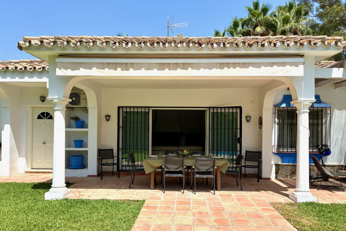 Image No.2-3 Bed Villa for sale